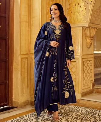 blue chanderi silk blend embroidered kurta set with dupatta 1
