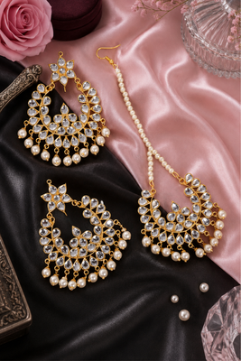 Gold Plated Off-White Pearled Kundan Embellished Dangler Earrings cum Tikka Set  2