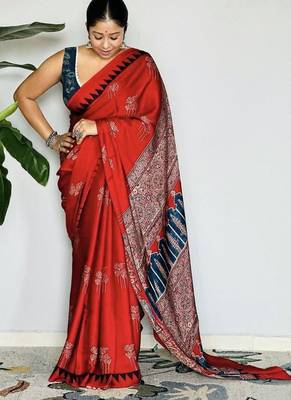 Red japan satin saree with digital print blouse 1