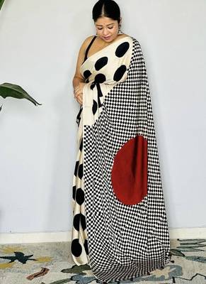 Off-White japan satin saree with digital print blouse 3