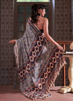 Multicolor japan satin saree with digital print blouse 4
