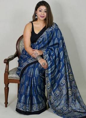 Royal blue japan satin saree with digital print blouse 3