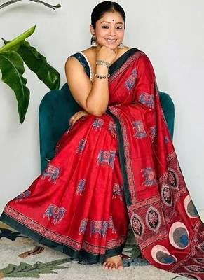 Red japan satin saree with digital print blouse 1