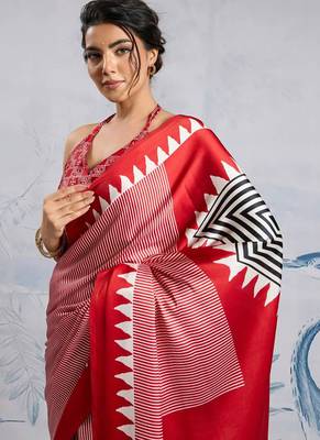 Red japan satin saree with digital print blouse 5