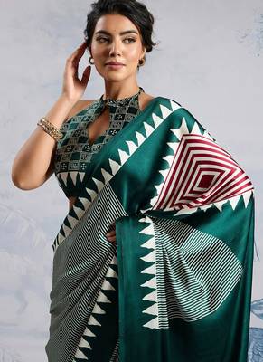 Green japan satin saree with digital print blouse 5