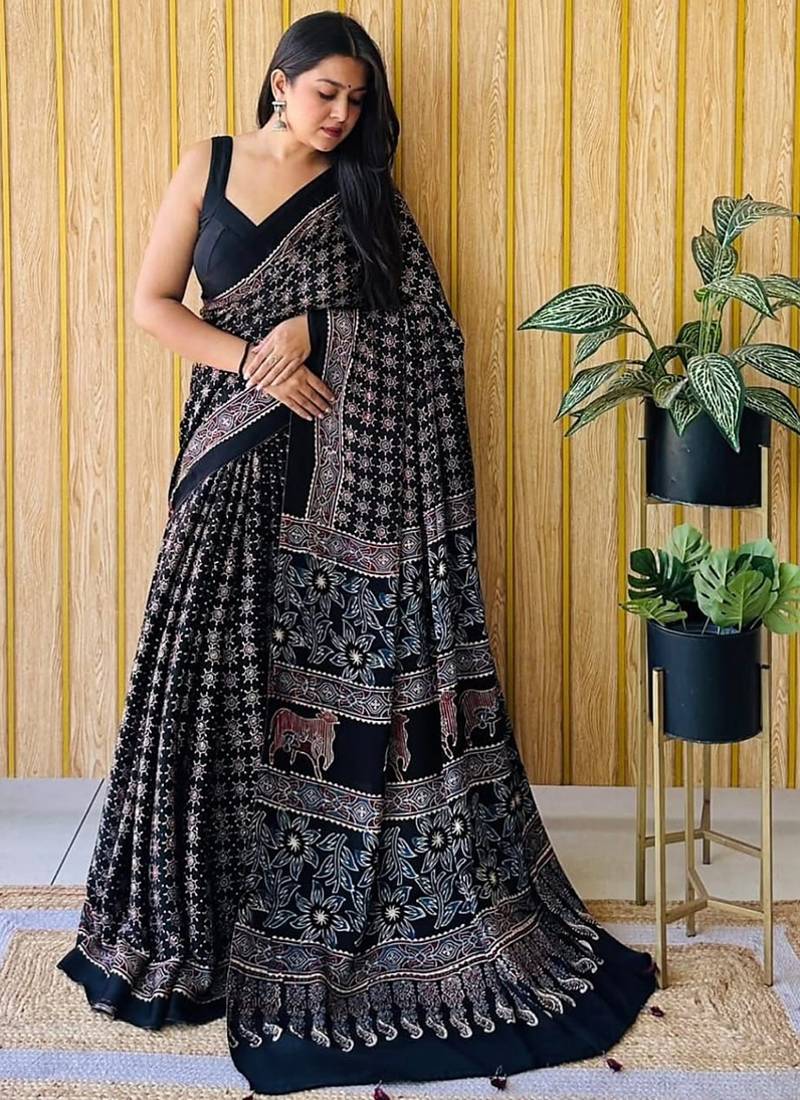 Multicolor japan devsena satin saree japan satin digital print blouse