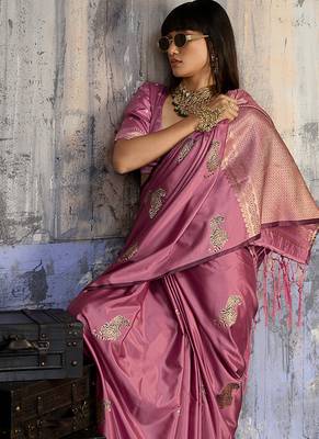 pink satin weaving silk blend saree 3