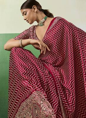 maroon faux satin printed saree 3