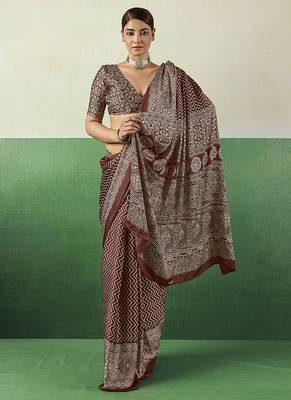 brown faux satin printed saree 3