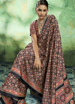 black faux satin printed saree 3