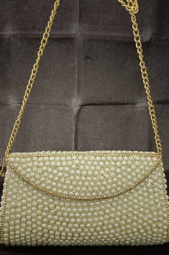 Pearl brass metal clutch