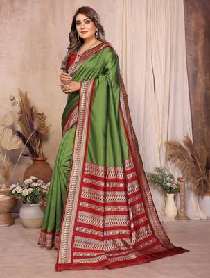 Green banarasi silk jacquard saree for women 2