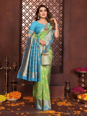Parrot-green banarasi silk jacquard saree for women 5