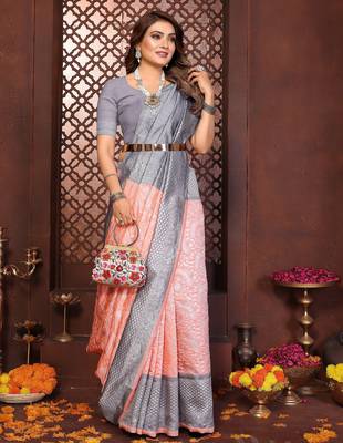 peach banarasi silk jacquard saree for women 4