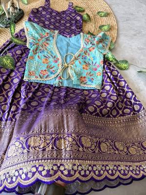 Festive wear dola silk zari and thread weaving gown with position print koti 3