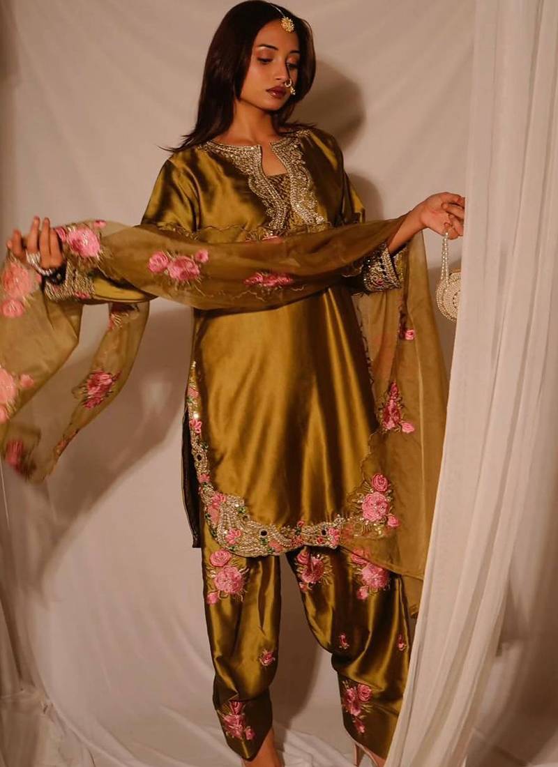 yellow satin kurta set