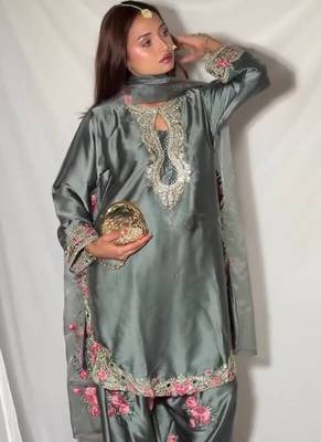 grey satin kurta set 2