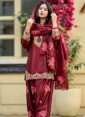 maroon satin kurta set 2