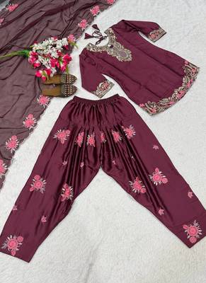maroon satin kurta set 3