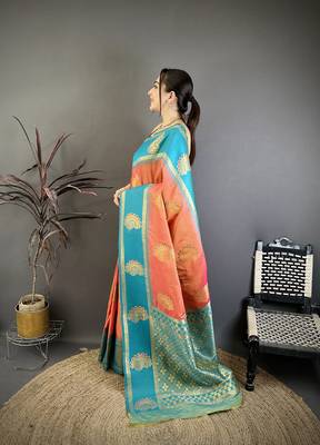 Women peach soft silk blend gold zari woven buttas banarasi silk blend saree 2