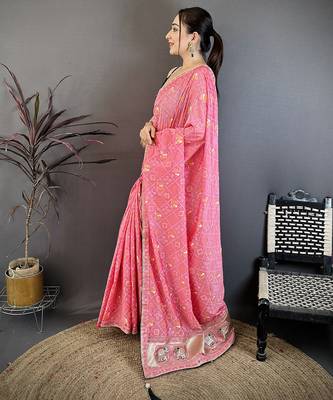 Women baby pink vichitra silk blend bandhani & animal motifs bandhani saree 2