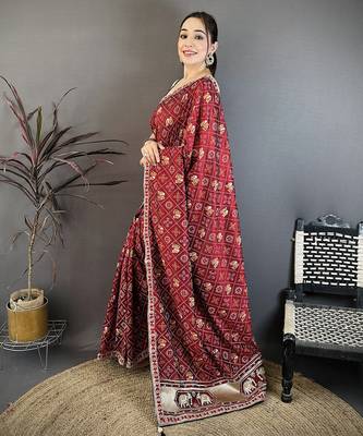 Women maroon vichitra silk blend bandhani & animal motifs bandhani saree 2