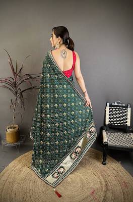 Women emerald green vichitra silk blend bandhani & animal motifs bandhani saree 4