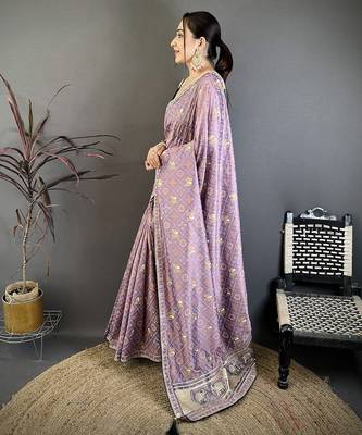 Women lavender vichitra silk blend bandhani & animal motifs bandhani saree 2