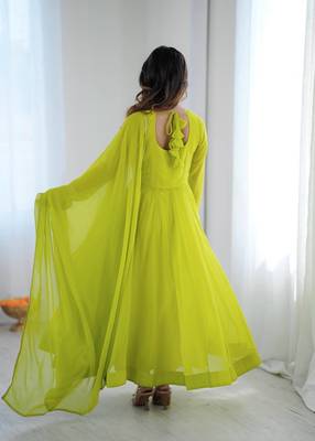 Women's lime parrot green solid flared anarkali kurta with dupatta set 3