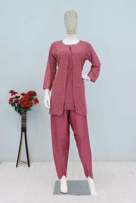 Pink faux georgette 2 piece set with embroidery work 2