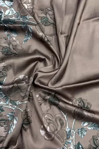 Nude mocha rose predrepped saree with unstiched blouse
