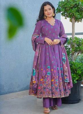 lavender muslin silk blend floral printed kurta set with dupatta 1