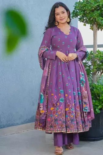 lavender muslin silk blend floral printed kurta set with dupatta
