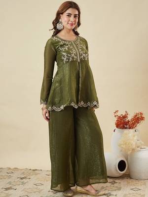 green silk blend embroidered kurta palazzo set with dupatta 5