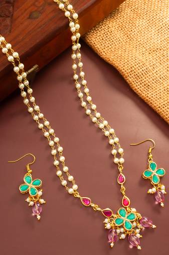 Double pearl floral pendant necklace set