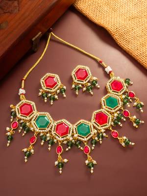 Red green stone kundan choker set 1