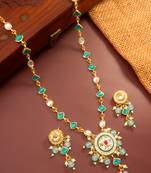 Green stone pendant necklace earring set