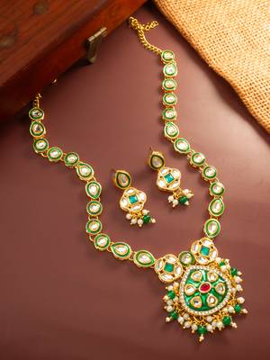 Green enamel kundan necklace earring set 1