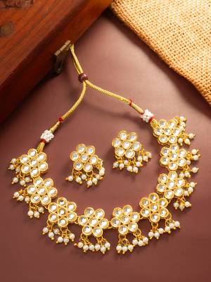 White kundan pearl choker necklace set 1