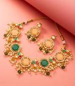 Peach green stone choker necklace set