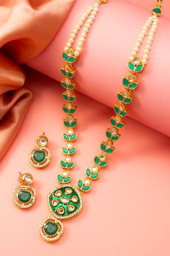 Green meenakari pearl necklace earring set