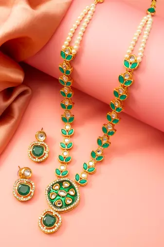 Green meenakari pearl necklace earring set