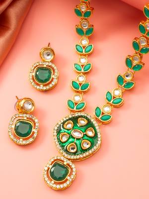 Green meenakari pearl necklace earring set 2