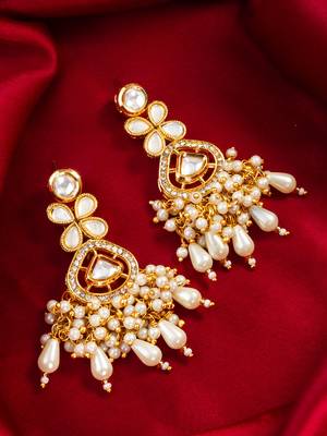 Kundan pearl cluster drop earrings 1