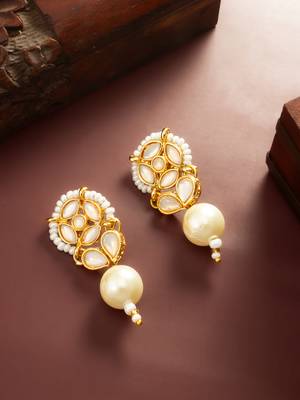White kundan pearl drop earrings 1