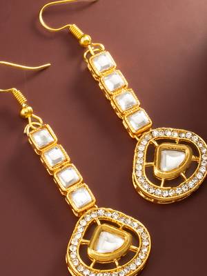 Square kundan drop earrings 2