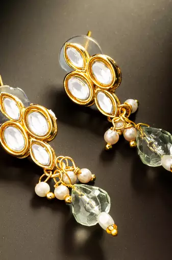 Green bead pearl drop earrings