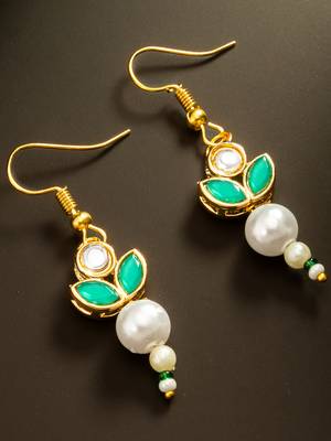 Green pearl kundan drop earrings 2