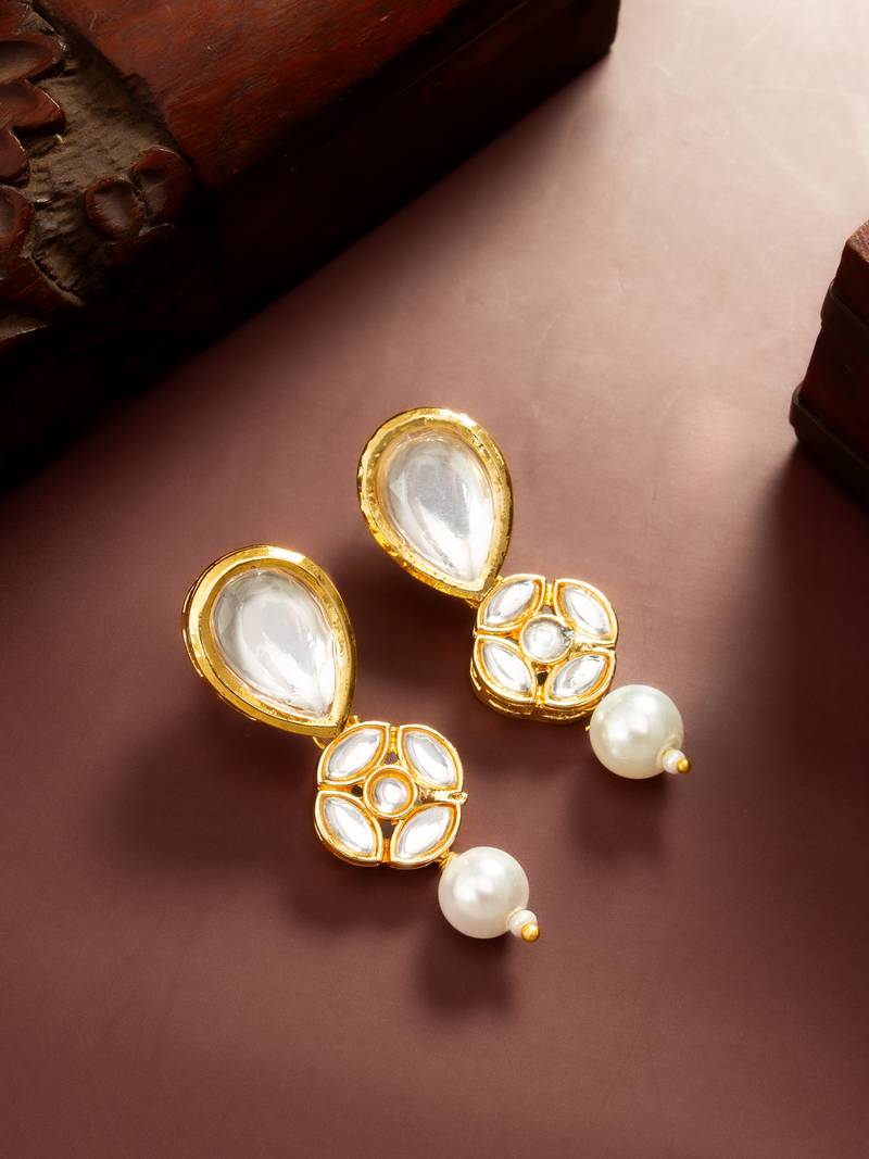 Pearl tiered dangle earrings