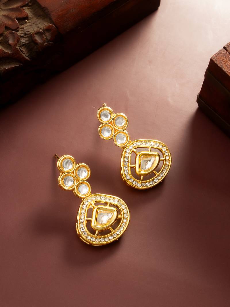 Openwork teardrop crystal earrings